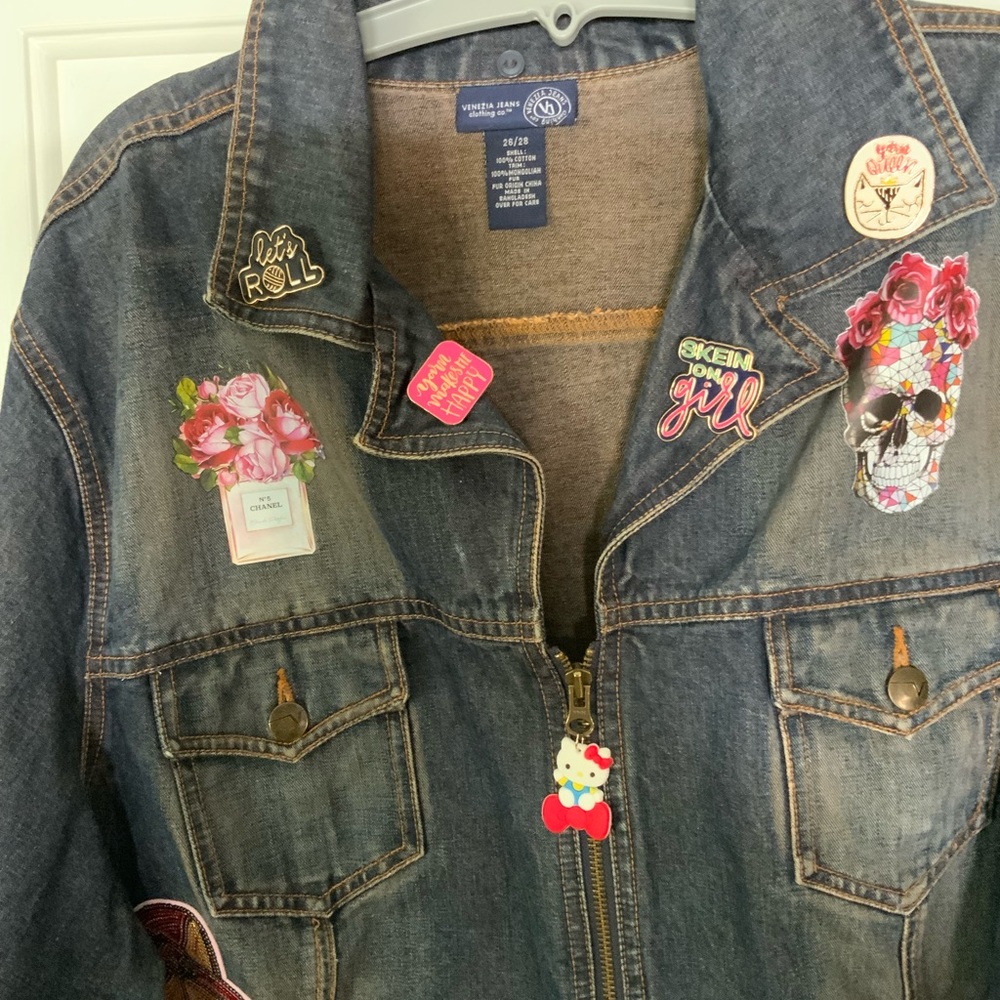 Beautiful revamped Venezia dark denim jacket with custom patch work.EUC - Picture 11 of 12